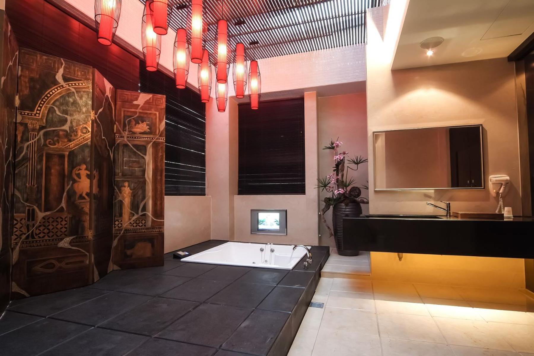 Xiadu Motel Taichung Eksteriør bilde