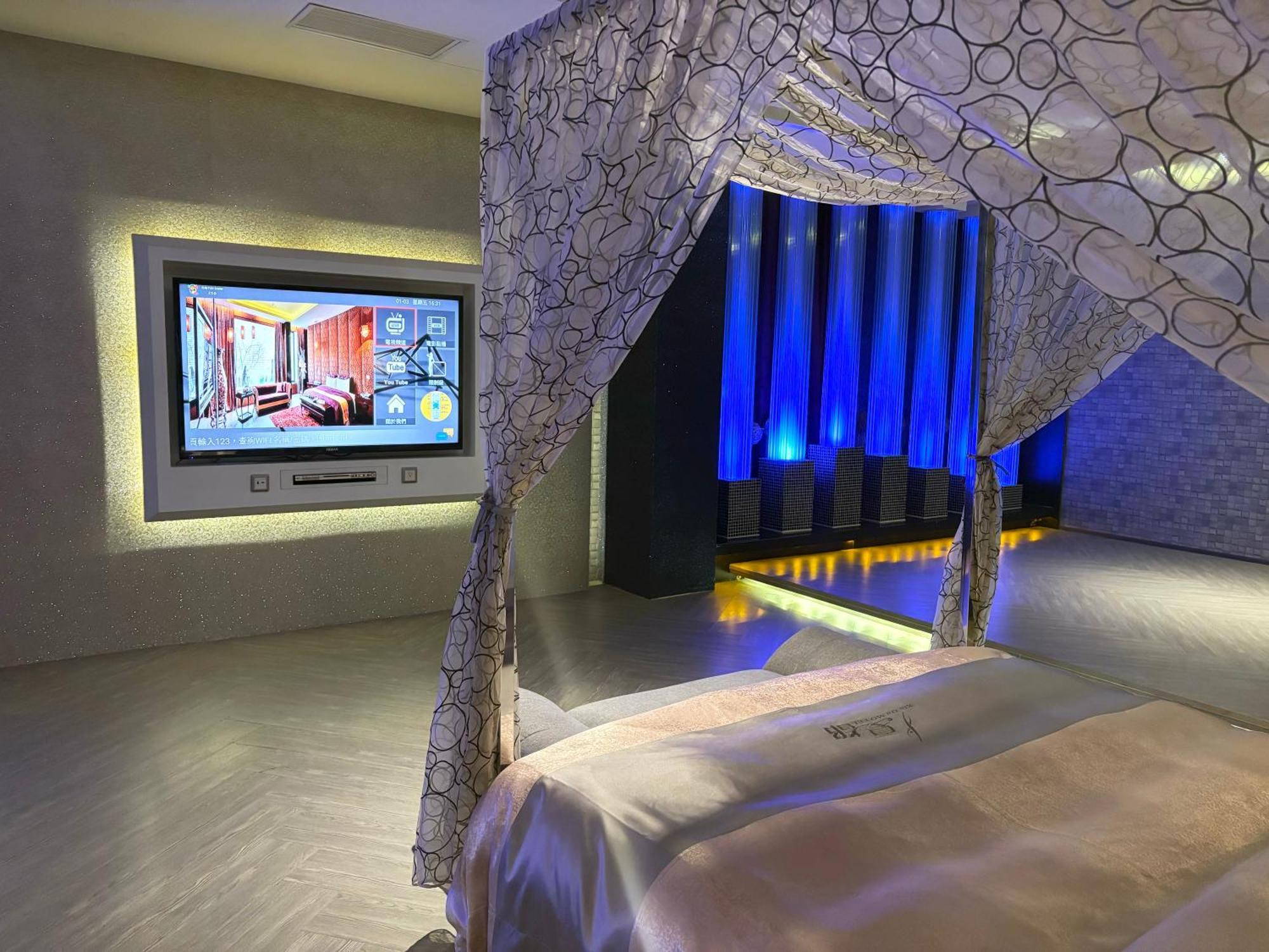Xiadu Motel Taichung Eksteriør bilde