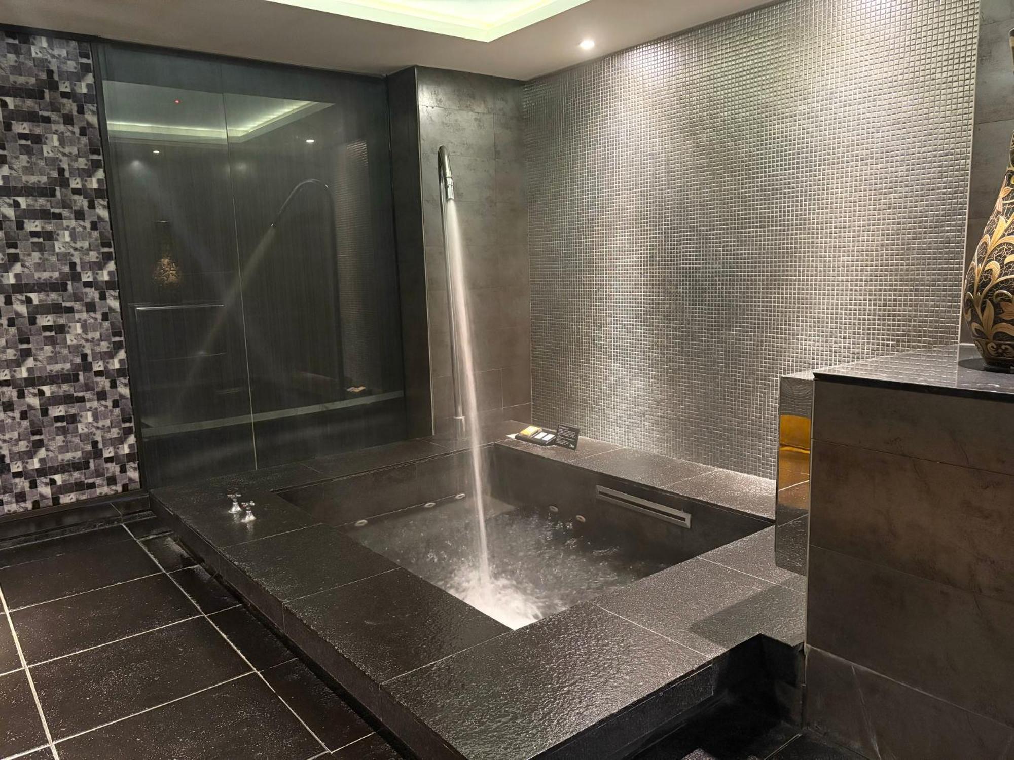 Xiadu Motel Taichung Eksteriør bilde