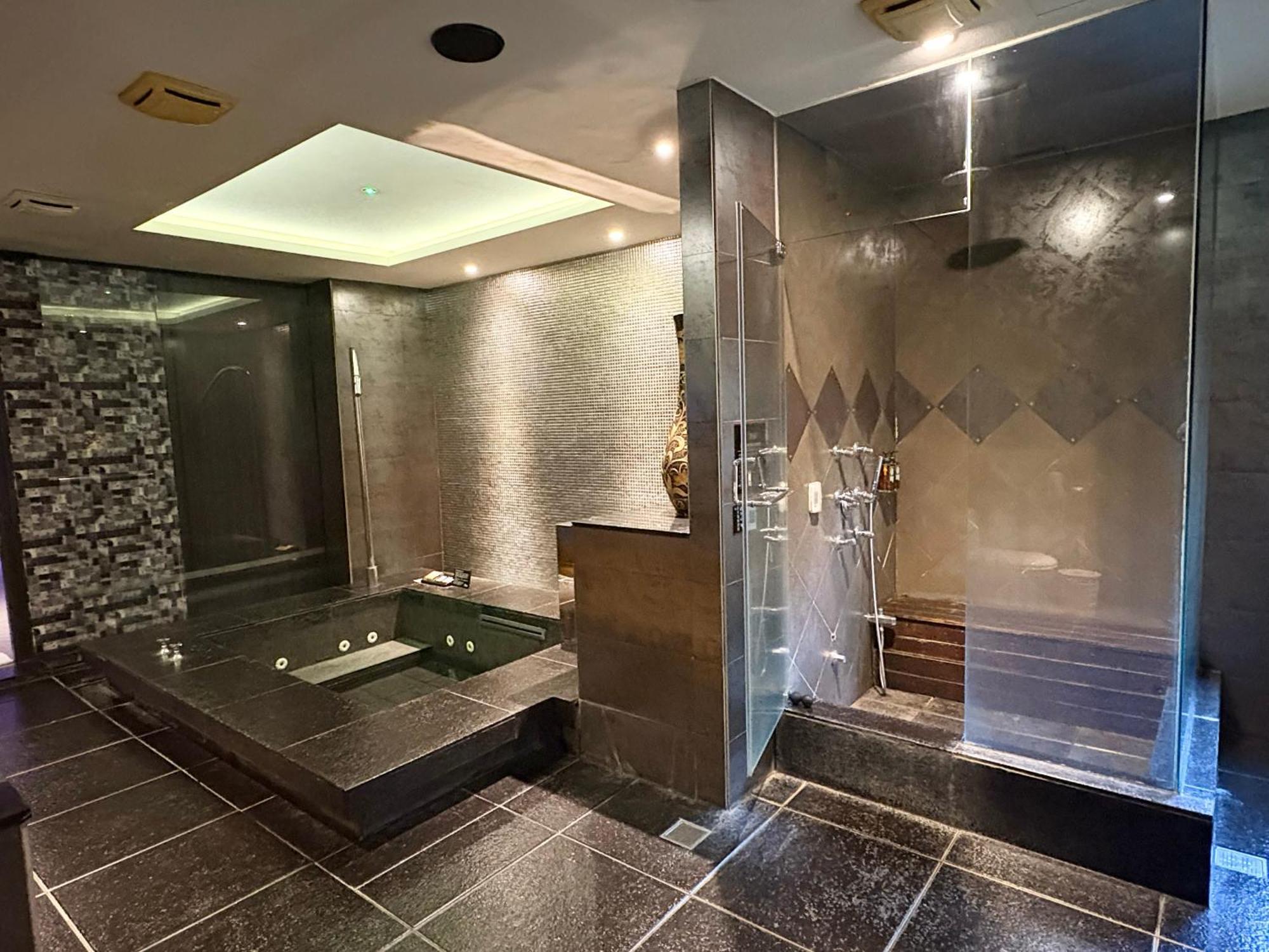 Xiadu Motel Taichung Eksteriør bilde