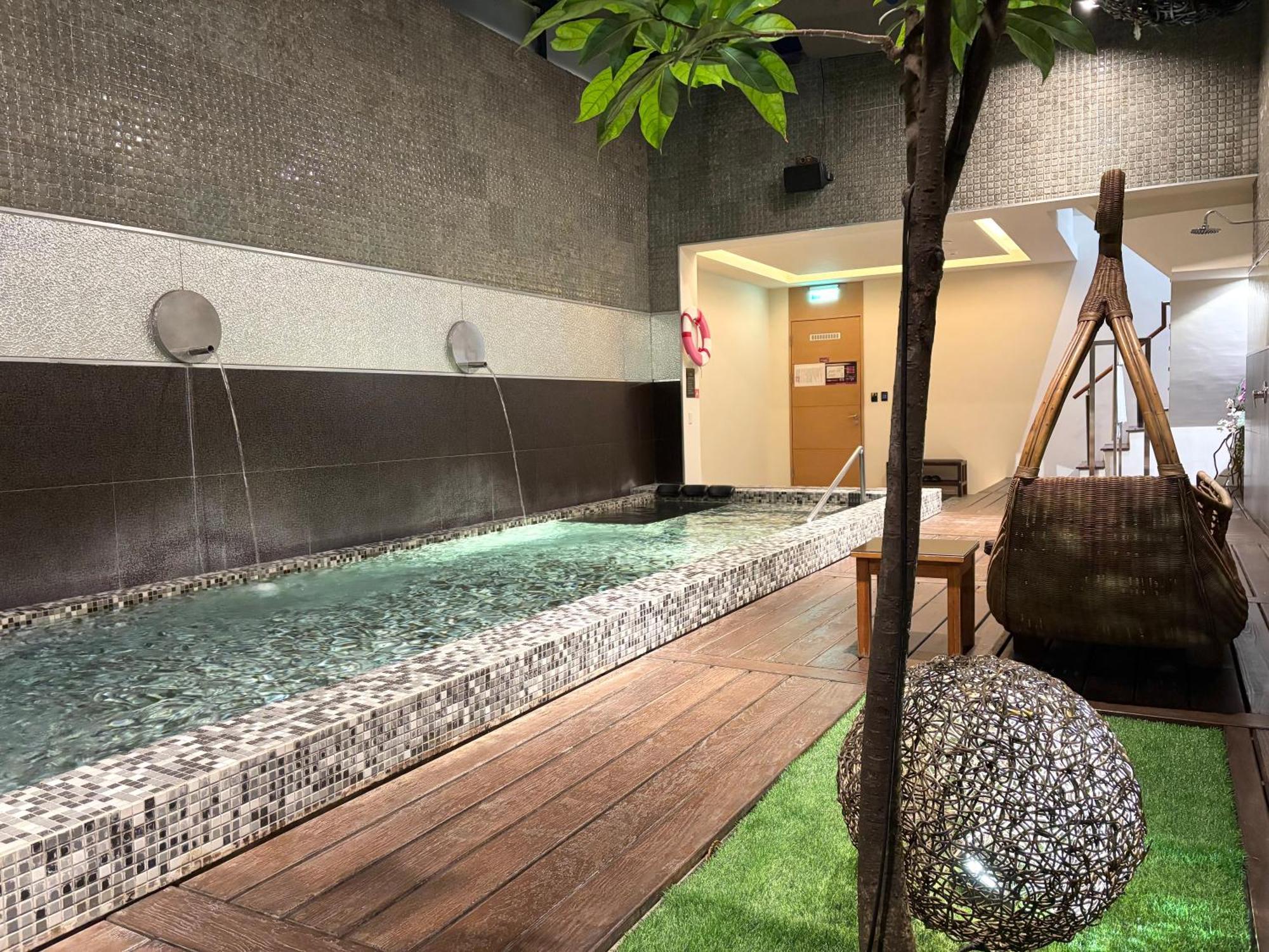 Xiadu Motel Taichung Eksteriør bilde