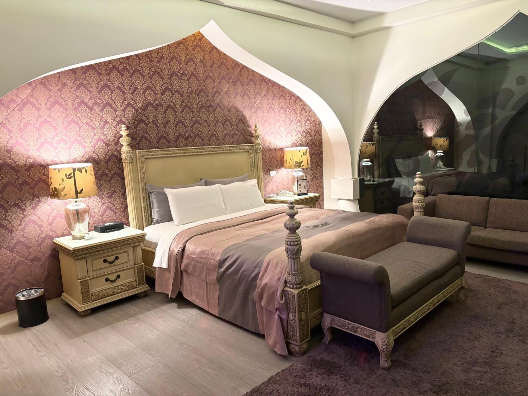 Xiadu Motel Taichung Eksteriør bilde