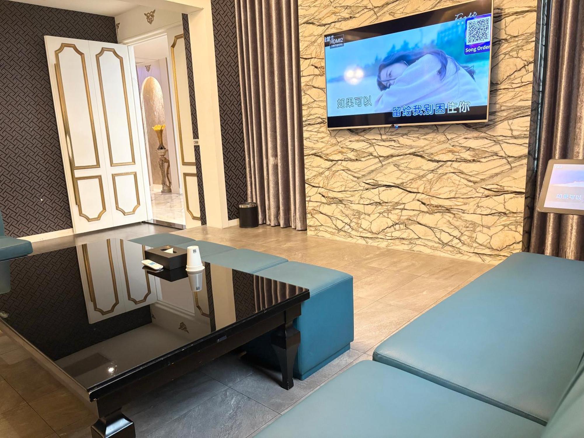 Xiadu Motel Taichung Eksteriør bilde
