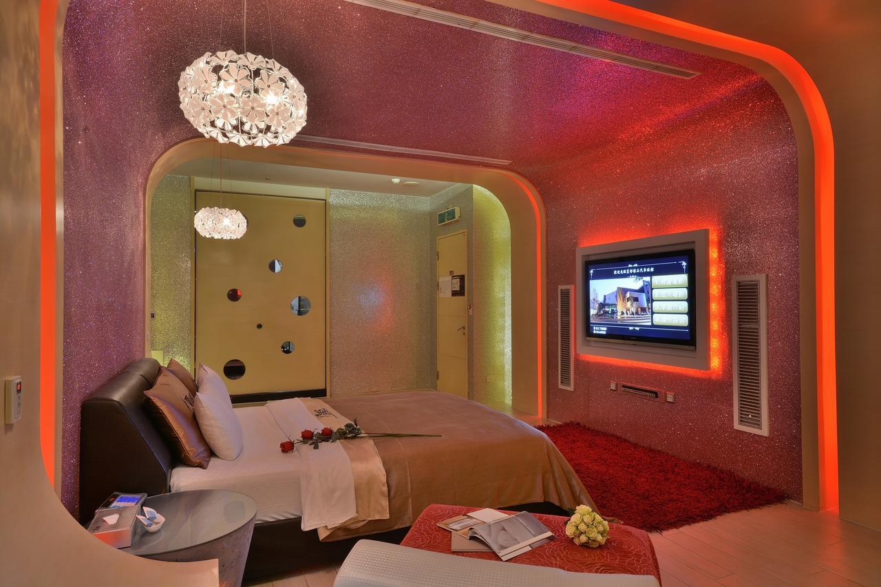 Xiadu Motel Taichung Eksteriør bilde