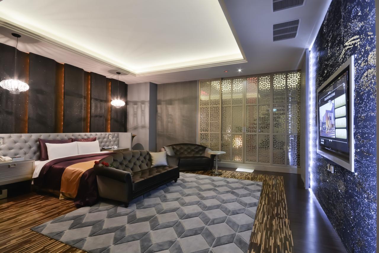 Xiadu Motel Taichung Eksteriør bilde