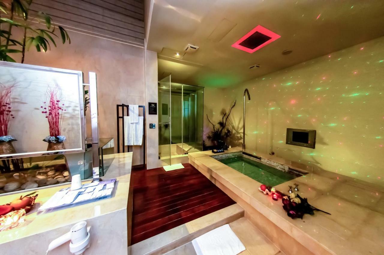Xiadu Motel Taichung Eksteriør bilde
