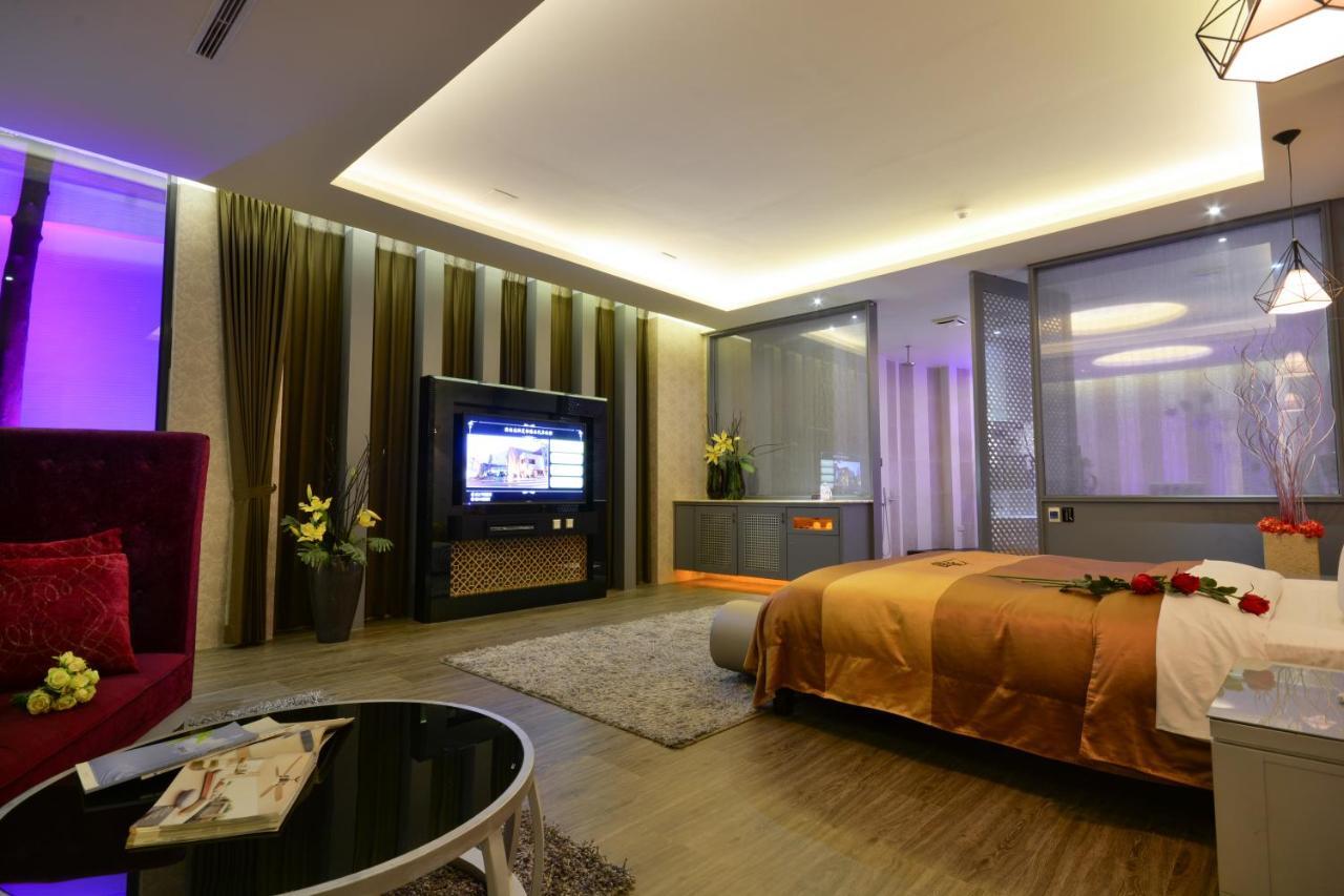 Xiadu Motel Taichung Eksteriør bilde